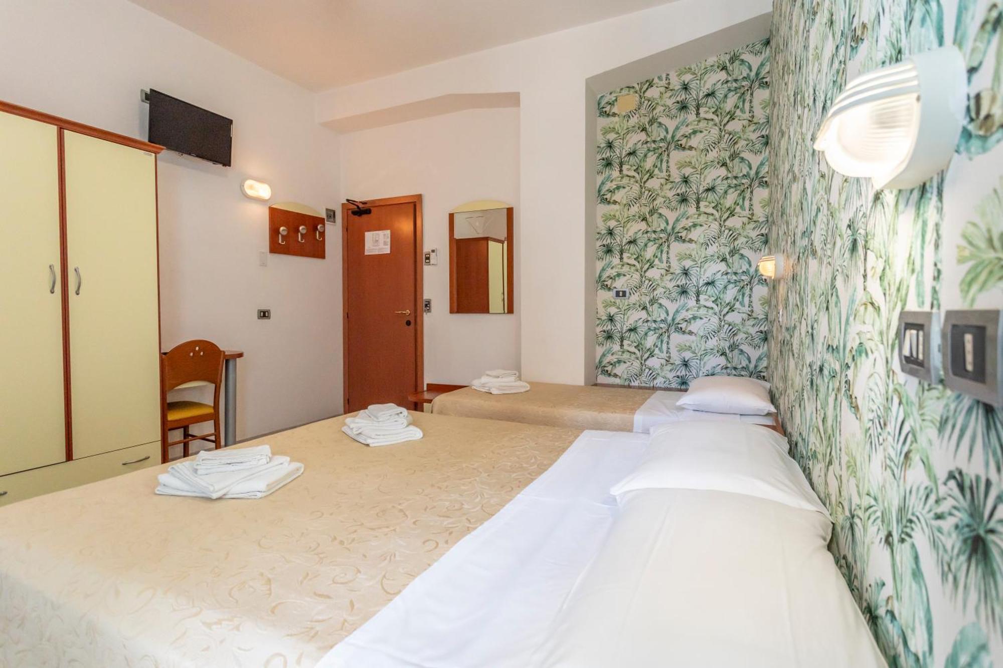 Hotel Clipper กัตตอลิกา ภายนอก รูปภาพ